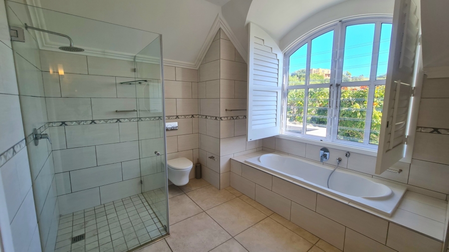 5 Bedroom Property for Sale in The Village Western Cape